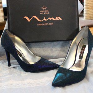 Size 6.5 Blue Nina heels